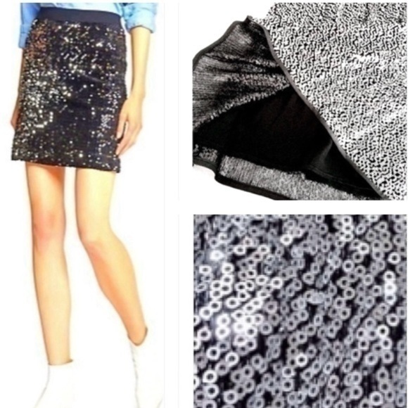 GAP Dresses & Skirts - Sequin Mini Skirt!!
